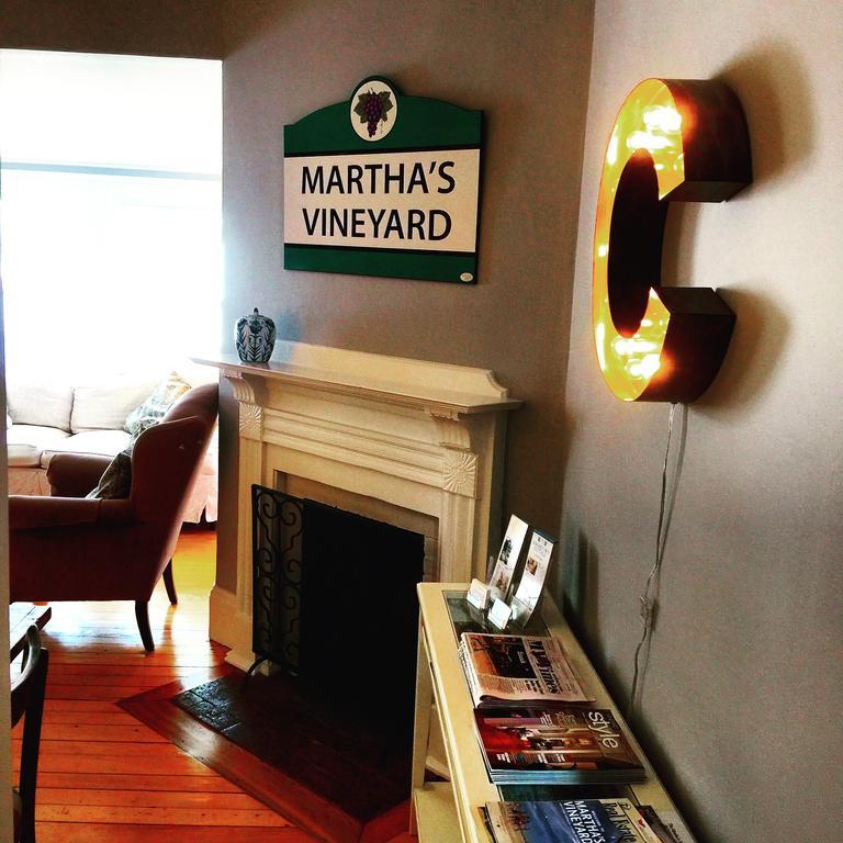 Crocker House Inn Vineyard Haven Extérieur photo